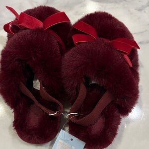 Cat & Jack Wine Faux Fur Bow Slippers